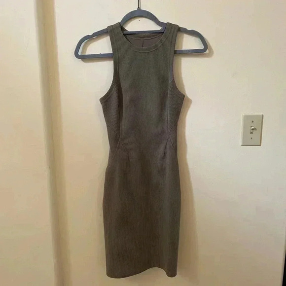 LULULEMON RIBBED SOFTSTREME SLIM FIT TANK ATHLETIC TENNIS DRESS IN NOMAD SIZE 2 - Picture 6 of 11